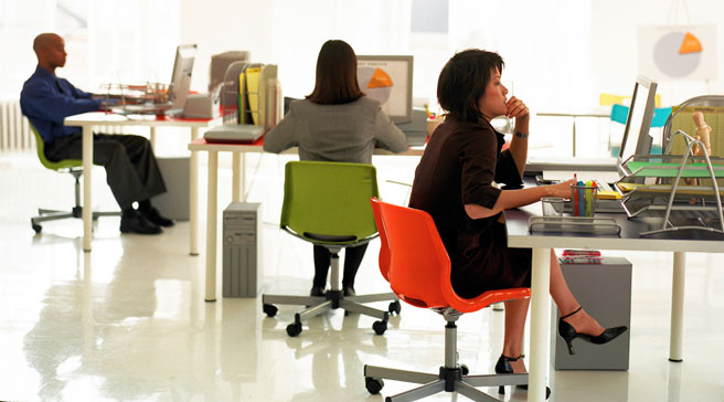 Why Use Ergonomic Chairs? Features and Health Benefits